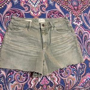 Universal Threads Vintage Midi khaki shorts